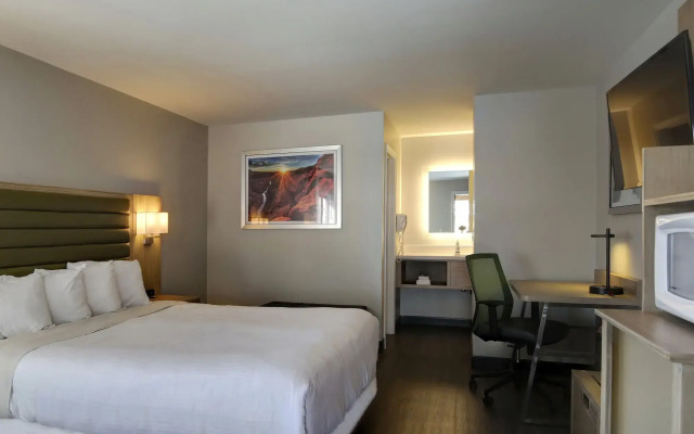 GreenTree Inn Flagstaff