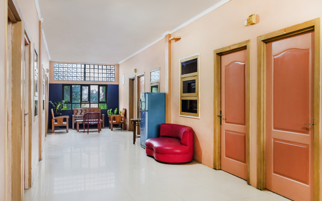 OYO 789 Pelangi Guest House