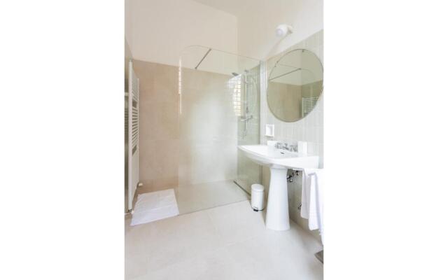Elegant Suite In Old Monastery City Center