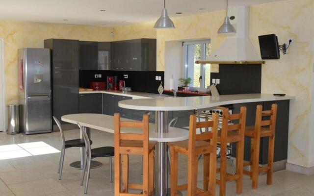 Gîte La Membrolle-sur-Choisille, 4 pièces, 9 personnes - FR-1-381-190