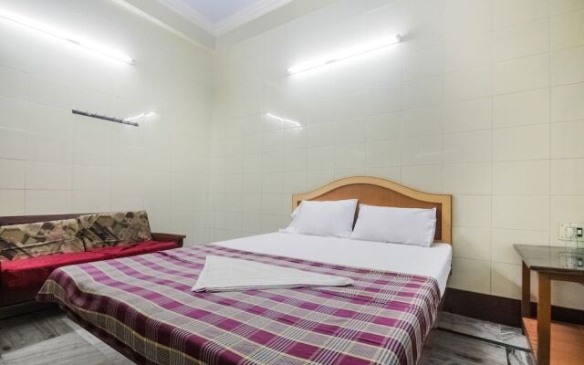 Spot On 46303 Mahalakshmi Inn