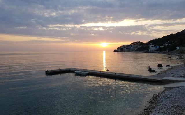 Holiday House Kruce