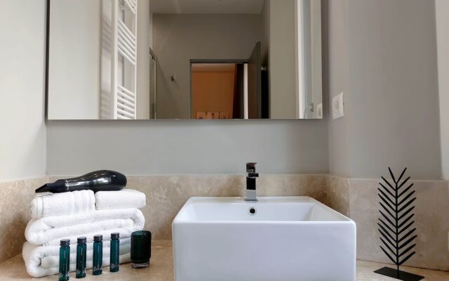 Vico Fashion District