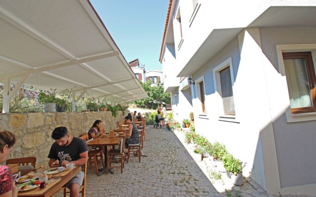 Tenedion Hotel