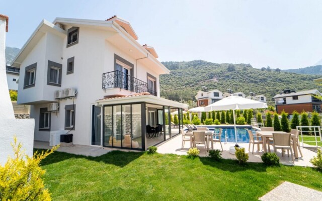 Serene Villa With Private Pool