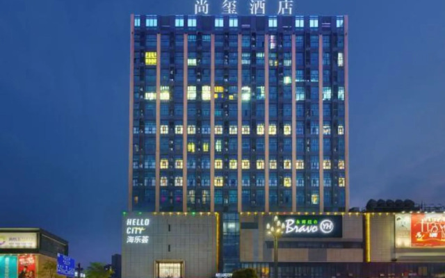 Sunny Hotel