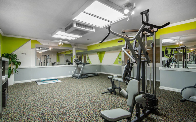 Travelodge by Wyndham Prince Albert