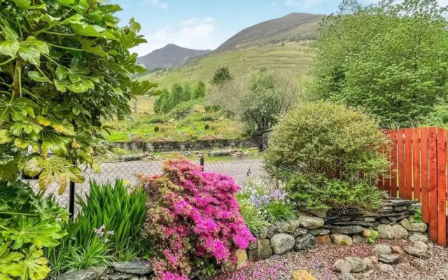 Laroch Cottage