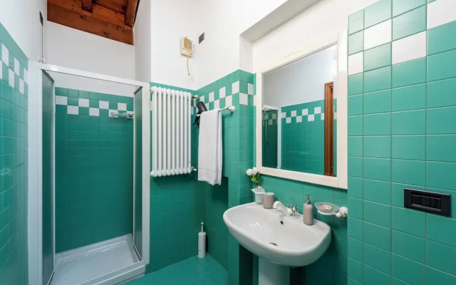 Bruno House Lakeview & Shared Pool