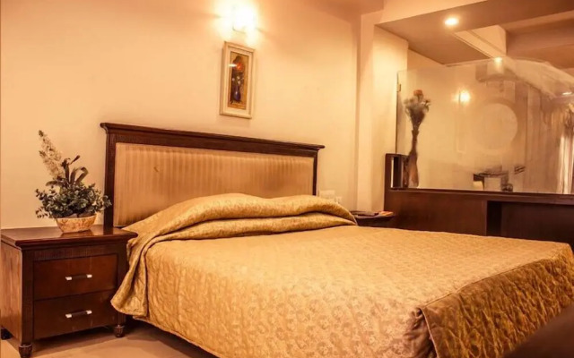 Hotel Ambience Executive