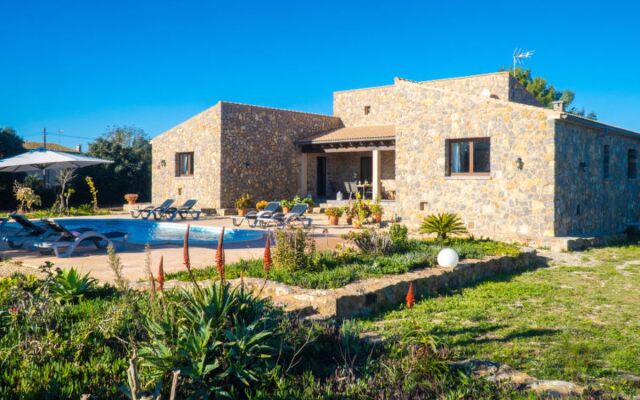 House Can Benet Artà