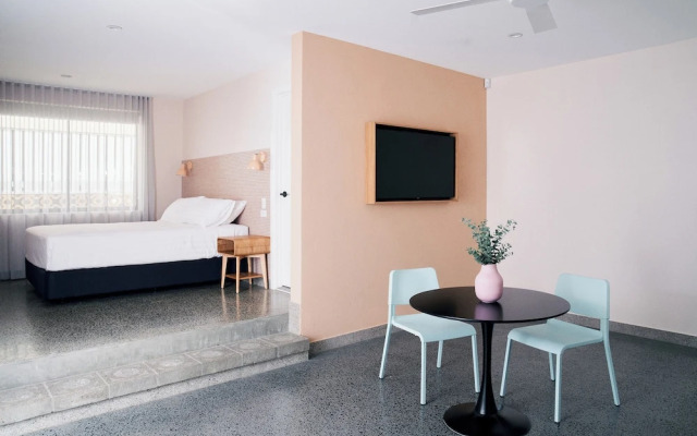 The Mysa Motel