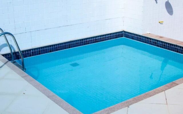 Linda bem Localizada 5 Quartos Vista Mar