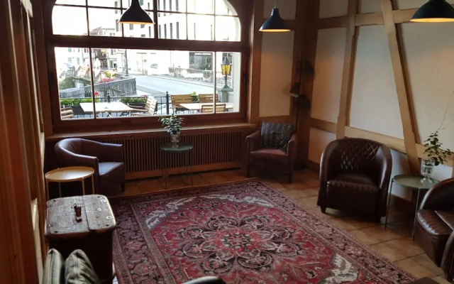 The Aarburg Hotel & Café