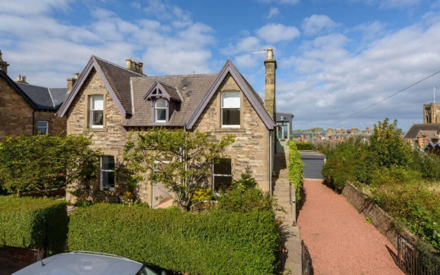 Forthview - Traditional 2 Bedroom Apartment