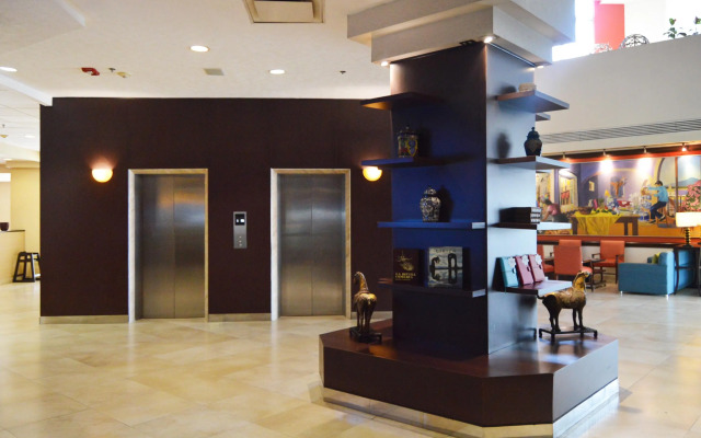Courtyard by Marriott Puebla Las Animas
