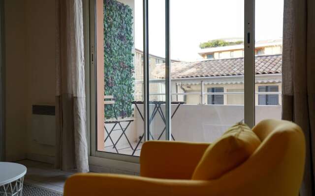 Joli Appartement & Terrasse 5min Rotonde
