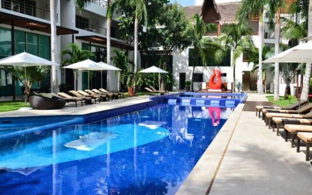 Via 38 Condominium by ChezPlaya