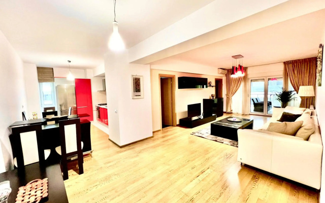 Herastrau Park Apartment