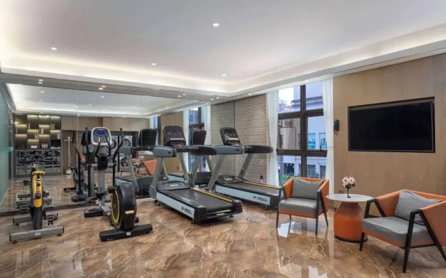 La Quinta By Wyndham Qionghai Yinhai