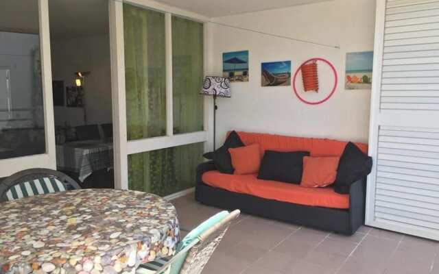 Apartamento Politur J-18