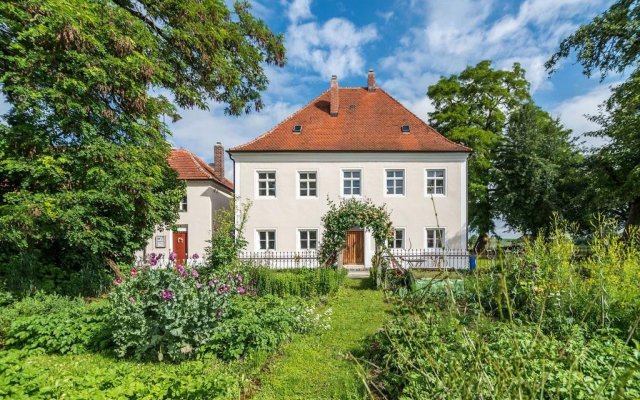 Historischer Pfarrhof Niederleierndorf - Ferienhaus in historischem Ambiente