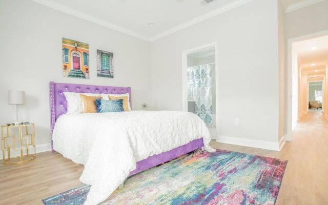 Gorgeous Home Near Streetcar & French Quarter!