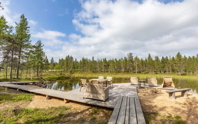 Kuukkeli Log Houses Villa Aurora (Pupula)