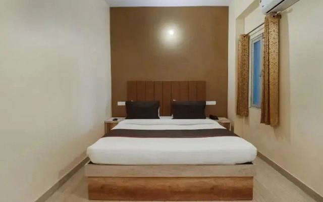 Hotel Rk Heights And Banquets by OYO Rooms