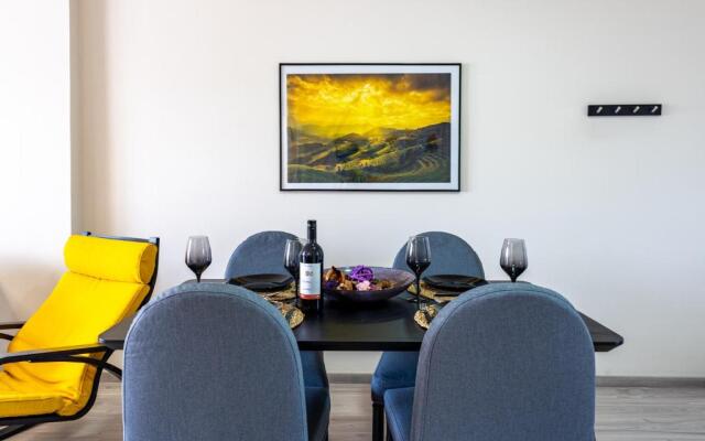 Vox 2-Bedroom Apartment in Larnaca