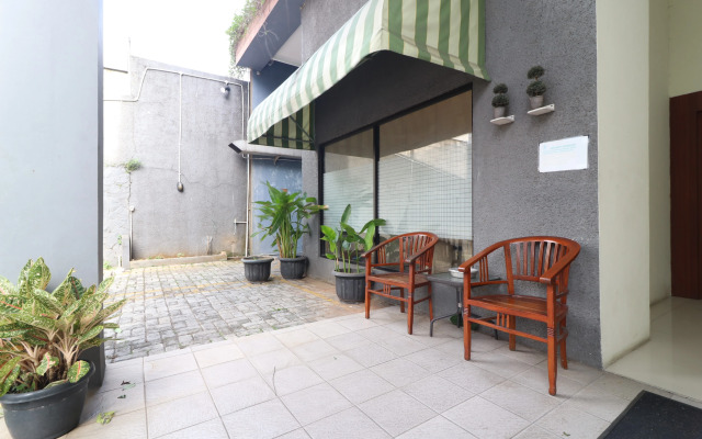 Uptown Residence Syariah Pondok Pinang