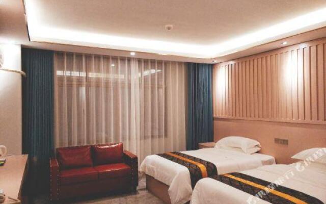 Shell Hotel (Ledong Huangliu Bus Station Store)