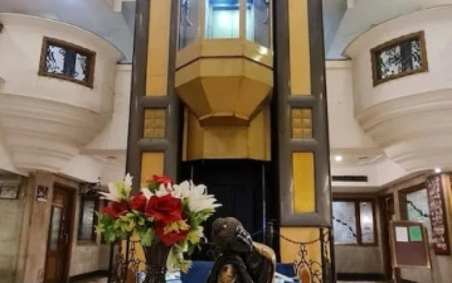 OYO Townhouse 651 Hotel Taksonz
