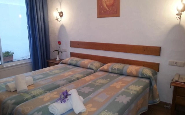 Hotel Oasis Atalaya