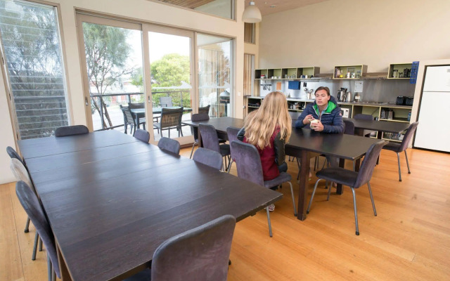YHA Apollo Bay Eco