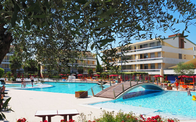 Aparthotel Planetarium Resort