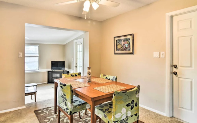 Snowbird Sanctuary w/ Covered Patio in Bradenton