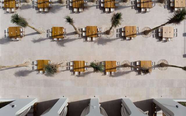 Serry Beach Resort