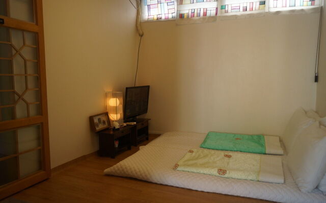 Bukchon Guesthouse