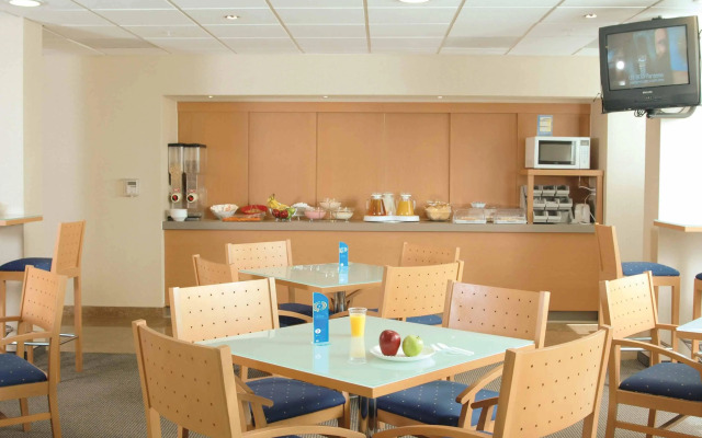 City Express by Marriott Toluca