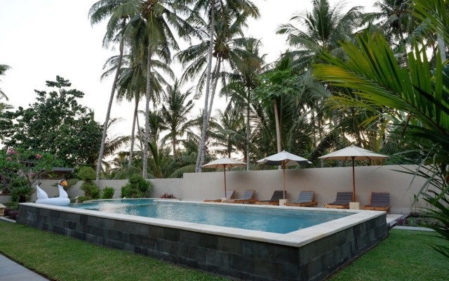 Reddoorz Plus Near Pantai Melase Lombok