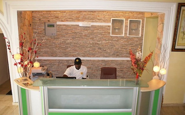 Richton Hotel & Suites