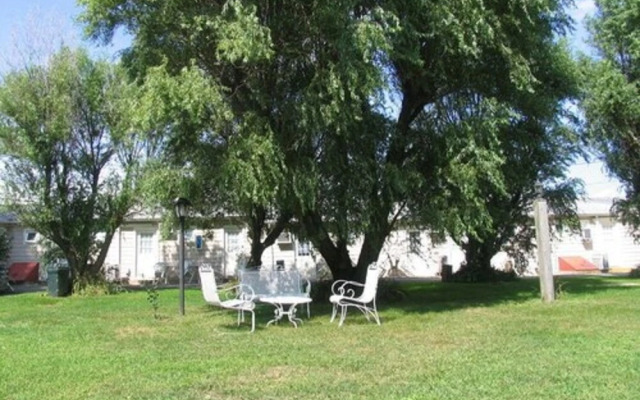 Southold Beach Motel
