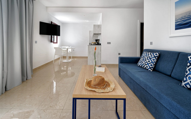 Broncemar Beach Suites Hotel