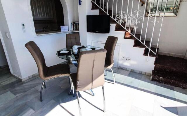 Fantastic 2 Bedroom Apartment for Rent in Skol Marbella 708