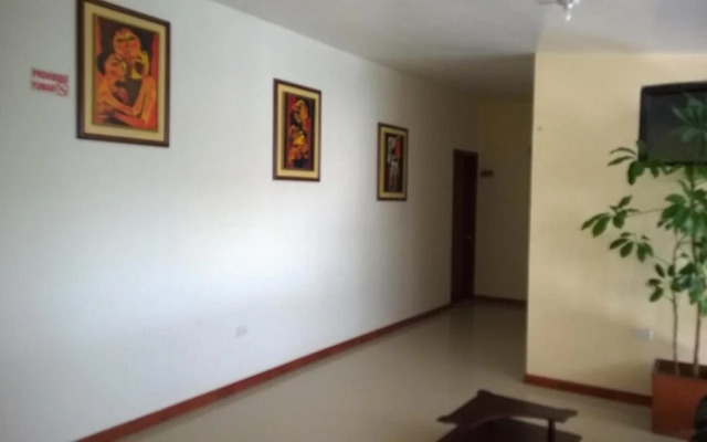 Hostal El Roble