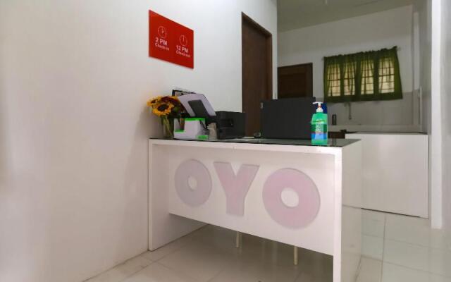 OYO 736 Jade Apartelle