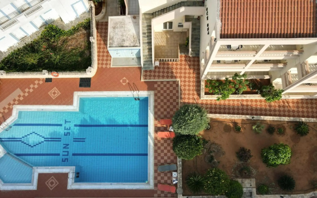 Sunset Apartments