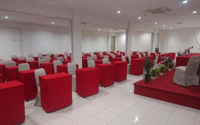 Trenz Hotel
