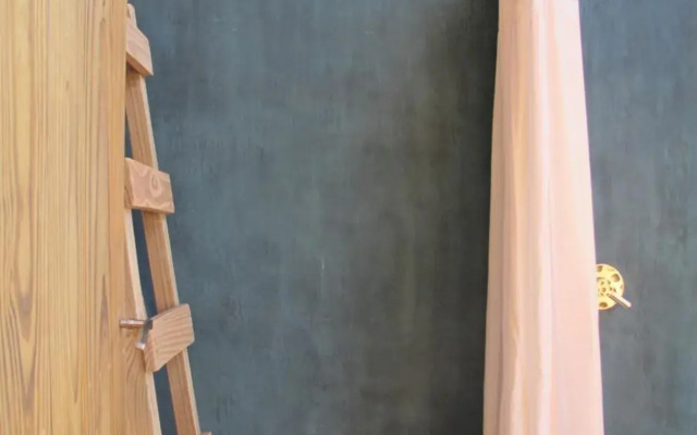 Caliu Earthship Ecolodge